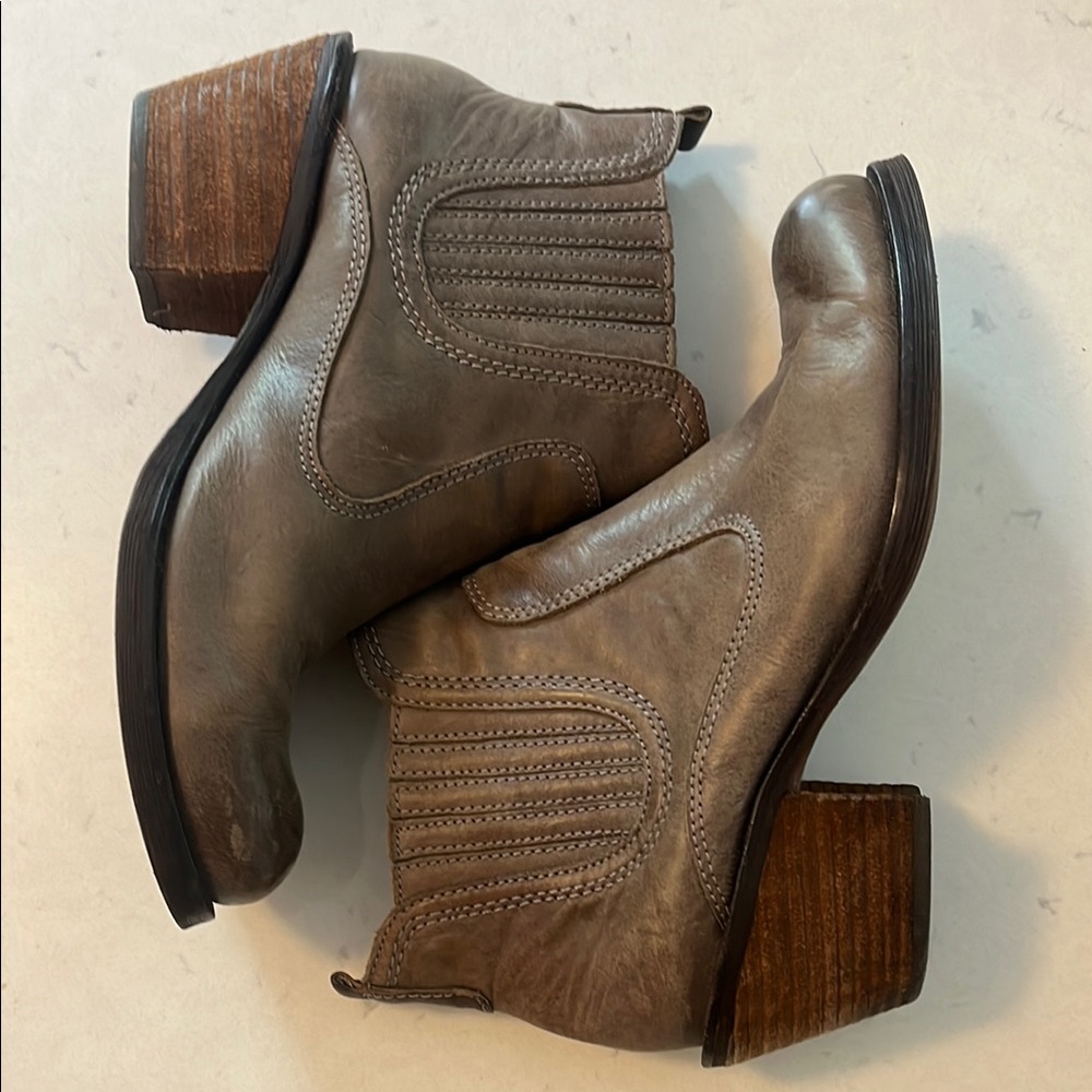 Luxury Rebel size 38 western styles ankle bootie stacked leather 2” heel. GUC